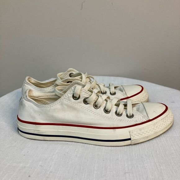 White Wedding Converse size 7.5 - Picture 4 of 10
